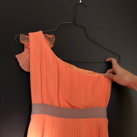 One Shoulder Pleated Formal Dress - Picture 4 of 4